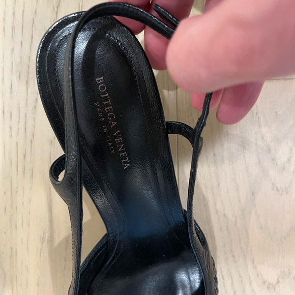 Bottega Veneta Black Woven Heels - Picture 3 of 5